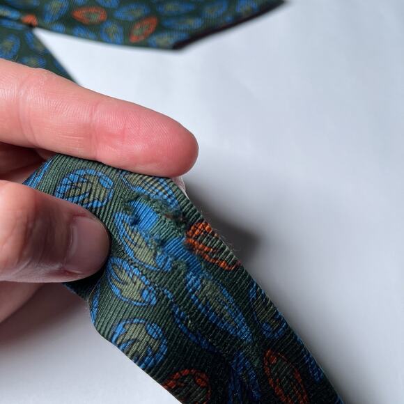 Harrods Knightbridge Silk Tie Green Stylized Leaf Like Pattern Blue Orange - Picture 5 of 7